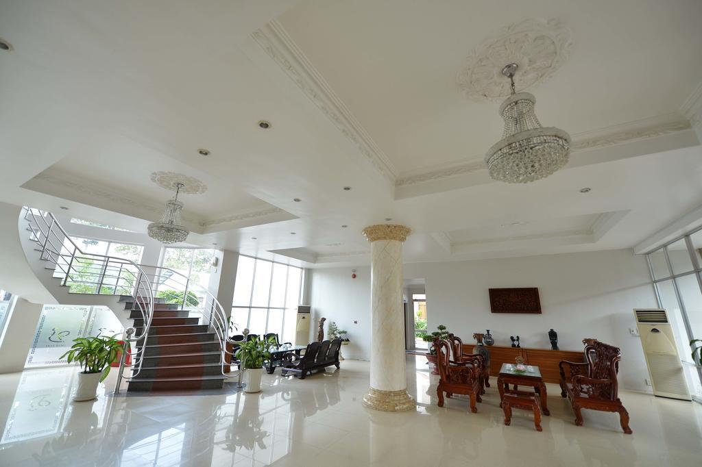 Long Xuyên Hoa Binh 2 Hotel מראה חיצוני תמונה