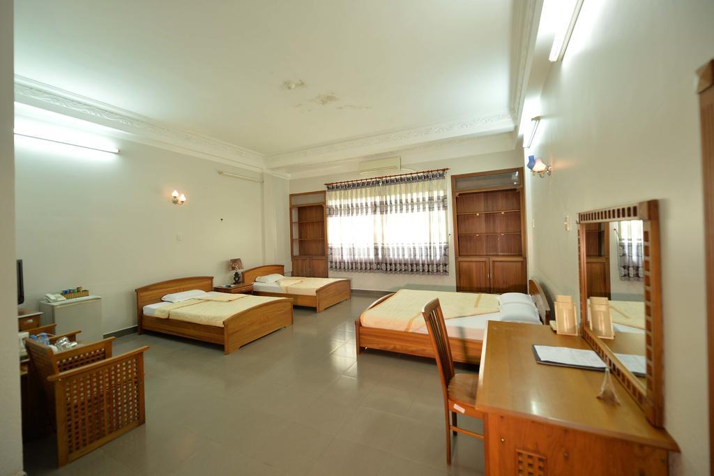 Long Xuyên Hoa Binh 2 Hotel מראה חיצוני תמונה