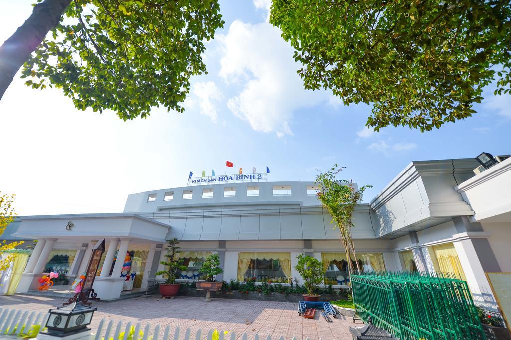 Long Xuyên Hoa Binh 2 Hotel מראה חיצוני תמונה