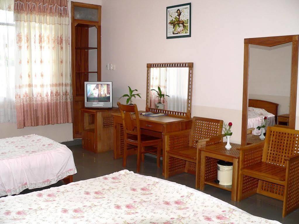 Long Xuyên Hoa Binh 2 Hotel מראה חיצוני תמונה